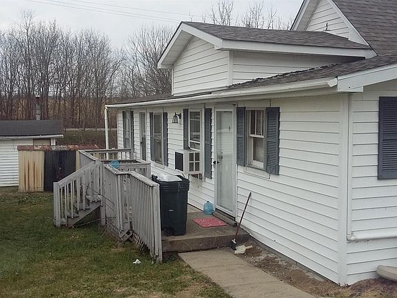 3rd image of 4442 Hays Fork Ln