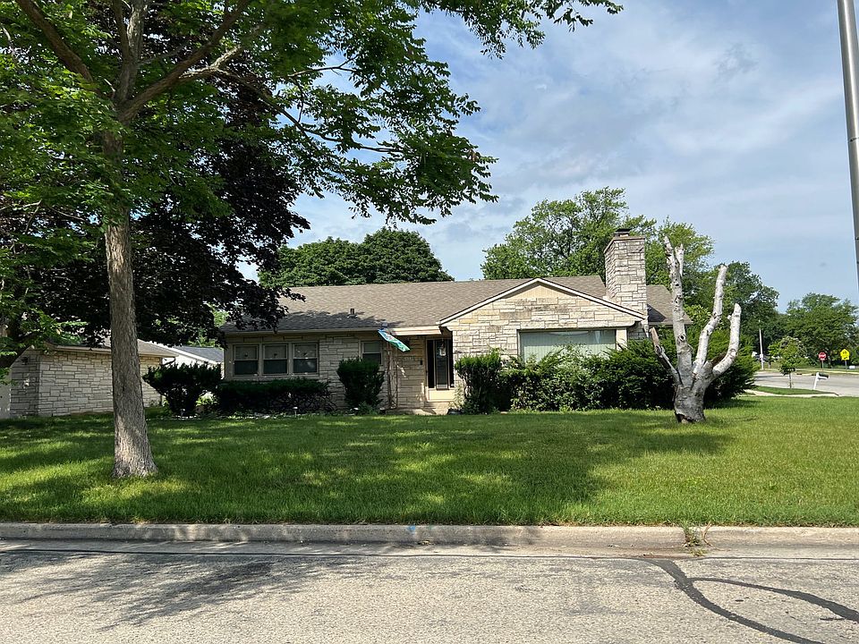 1st image of 2673 N 115th St