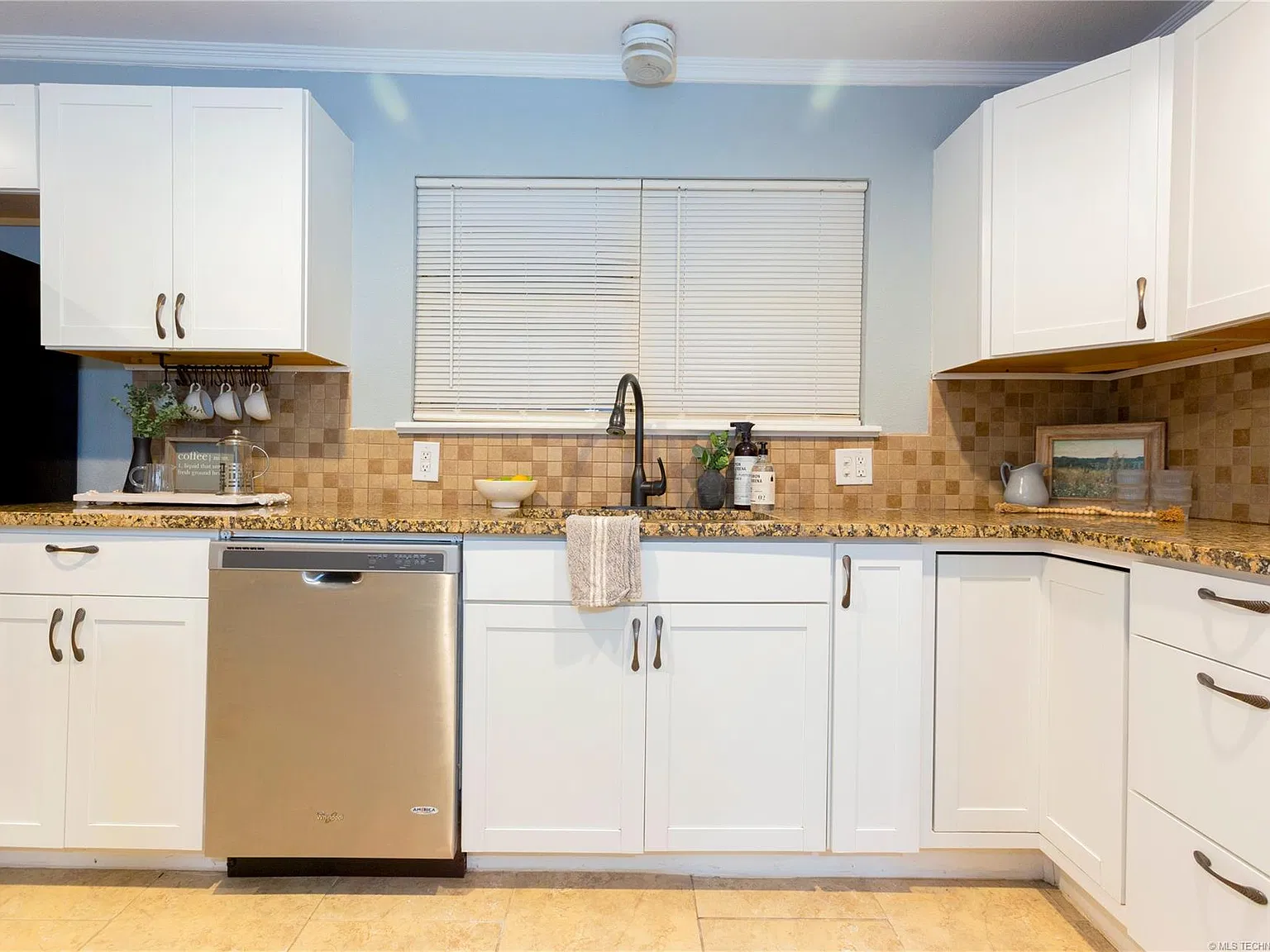 3 bed, 1092 sqft, $1,100 — Photo 4