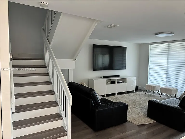 10253 NW 51st Ter #10253 — Photo 5
