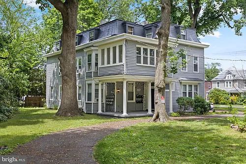 117 E Walnut Ave #D Photo 1