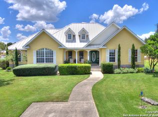 180 Gallagher Dr, Canyon Lake, TX 78133