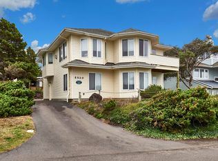 5520 NW Jetty Ave, Lincoln City, OR 97367