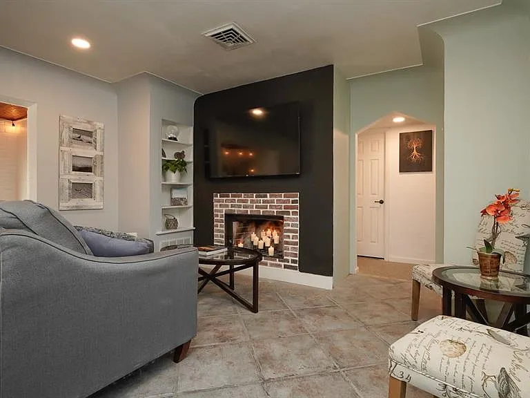 4739 Baywood Point Dr S — Photo 8