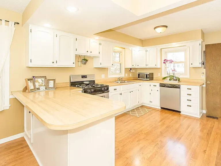 108 5th St NE — Photo 9
