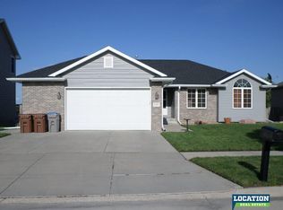 5340 N 13th St, Lincoln, NE 68521