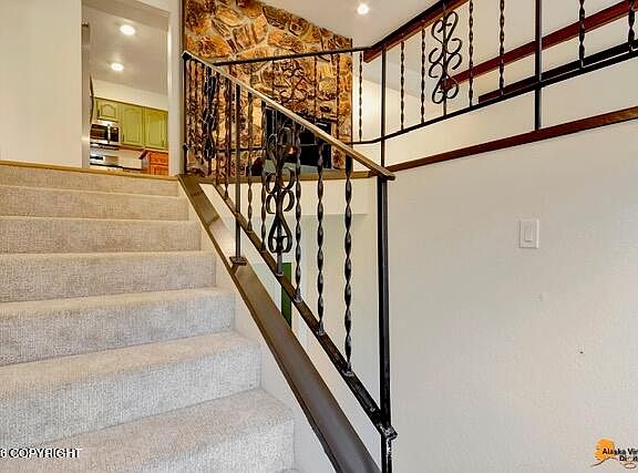 3rd image of 2351 Paxson Dr