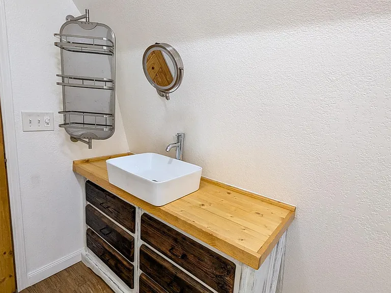 3348 Lowery Dr — Photo 35