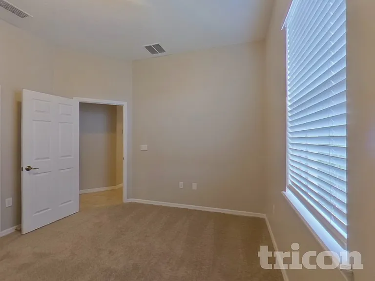 1751 Southern Oak Loop — Photo 16