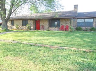 11698 W Fm 358, Pennington, TX 75856