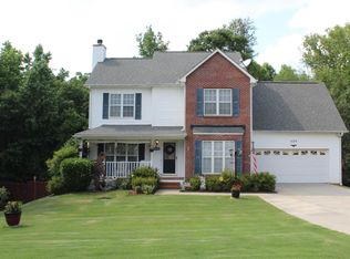 305 Greenleaf Ct, Loganville, GA 30052