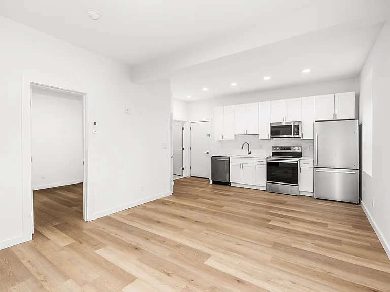 3514 Butler St #1 — Photo 4