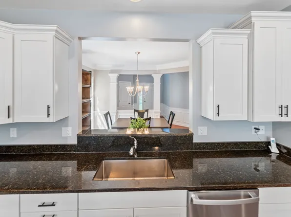 1073 Augusta Drive #1073, Oxford, CT 06478