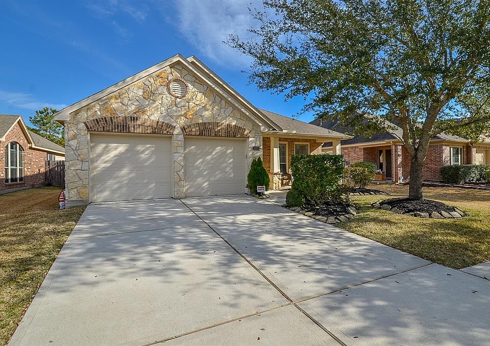1st image of 26002 Palmdale Estate Dr