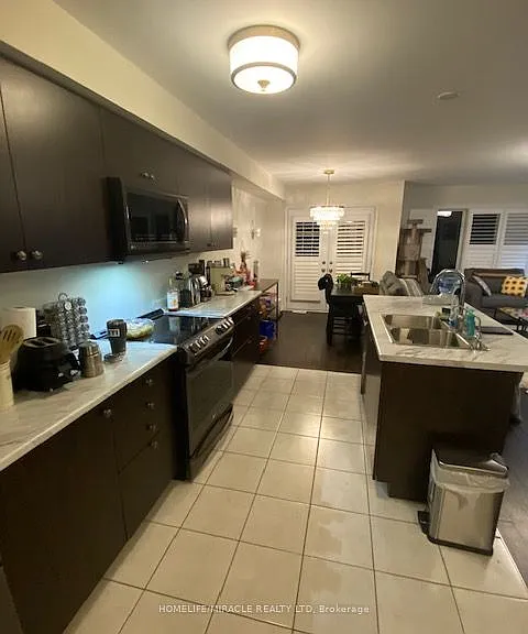 72 Blacksmith Dr — Photo 3