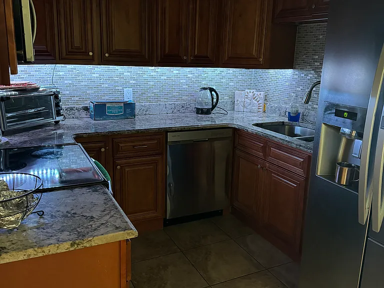 935 N Halifax Ave #402 — Photo 13