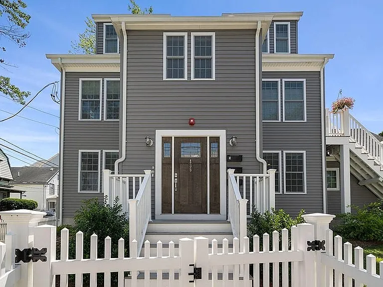 35 Franklin St #1 — Photo 13
