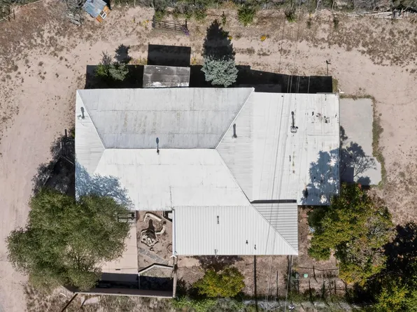 1042 County Road 41, Velarde, NM 87582