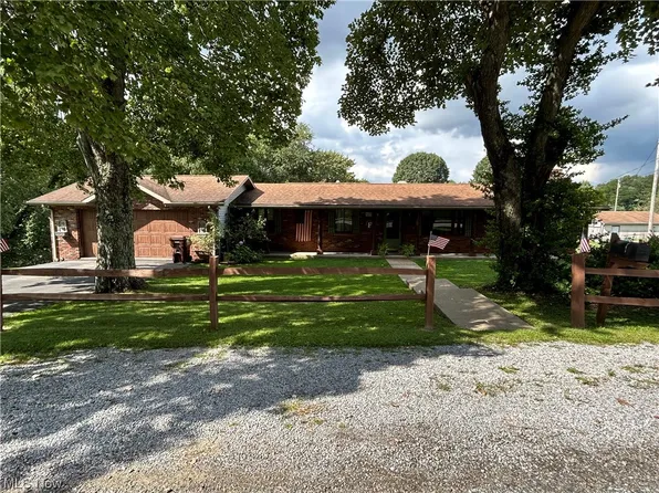 46830 Mary St, East Liverpool, OH 43920