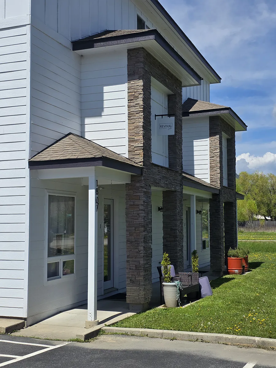 Building Photo - 1801 Culvers Dr