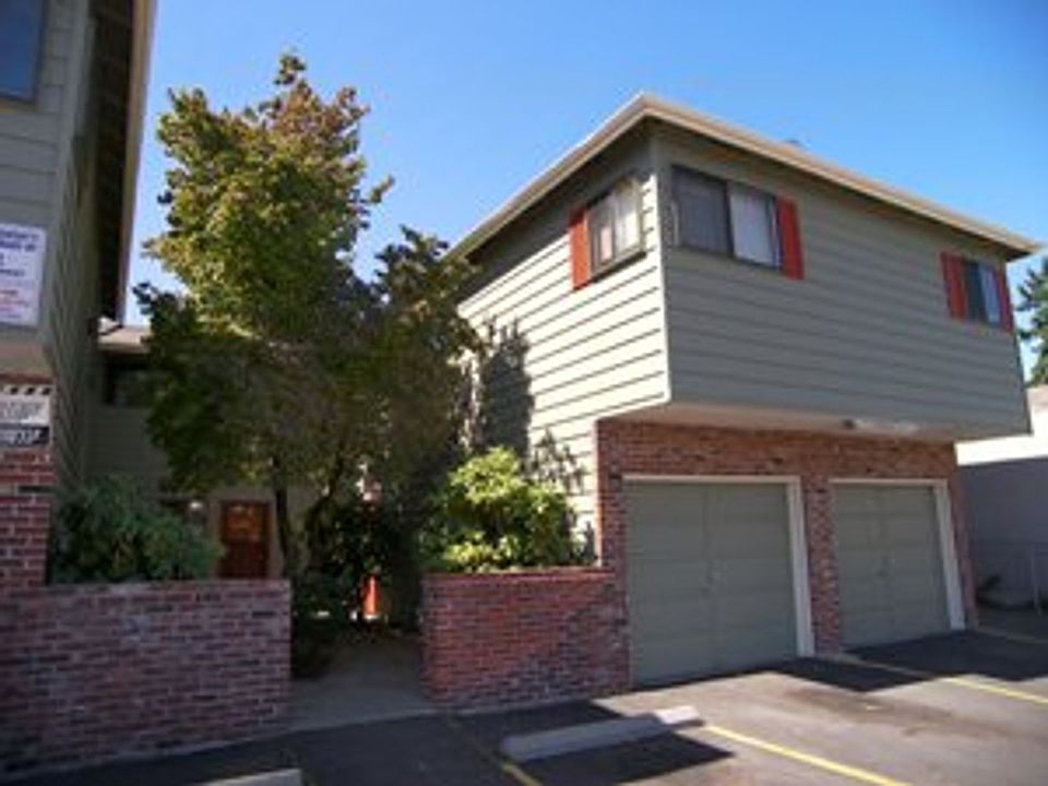 2nd image of 4547-4555 NE 42nd Ave #4553