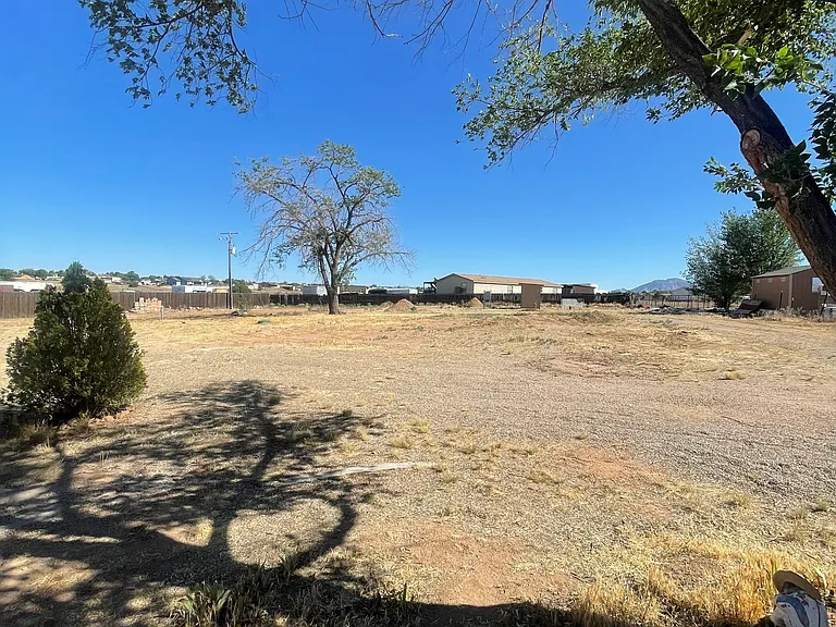 2415 W Road 4 N — Photo 7