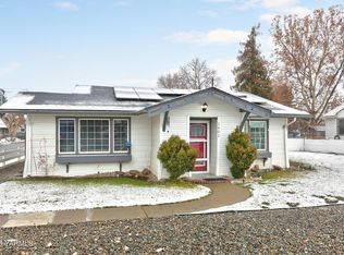 1401 S 3rd Ave, Yakima, WA 98902