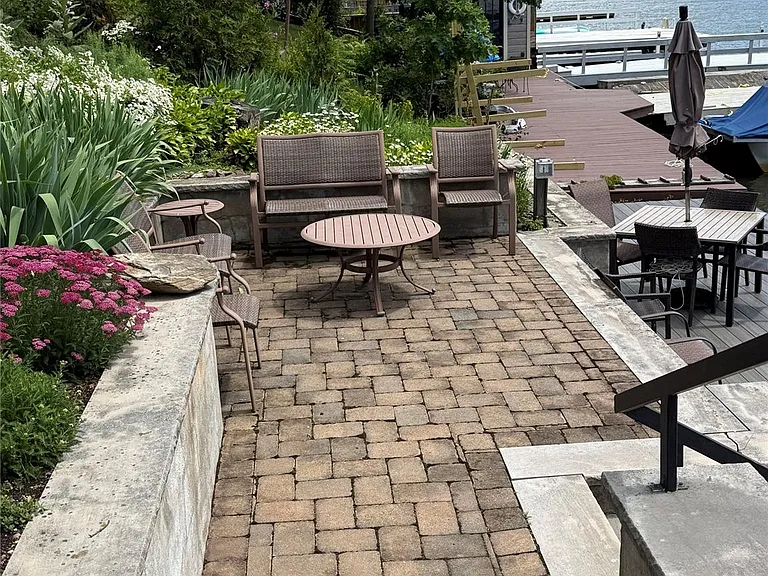 240 Jersey Ave — Photo 30