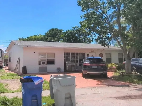 3160 NE 11th Ave, Pompano Beach, FL 33064