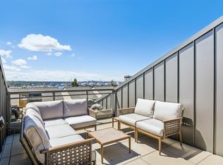 649 E 3rd St #129, North Vancouver, BC V7L 1G6