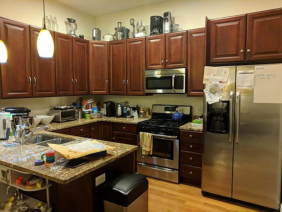5th image of 1470 W Carmen Ave APT 303