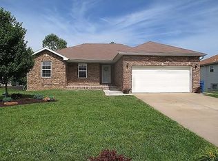 588 Clever Heights Ct, Clever, MO 65631