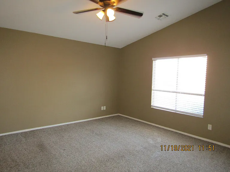 10946 E Carol Ave — Photo 7