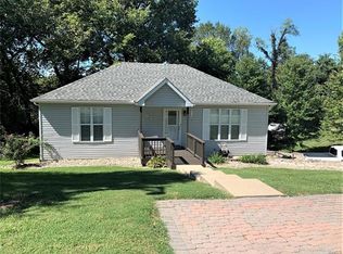 57 Odom Dr, Collinsville, IL 62234