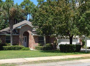 1825 Sound Hammock Dr, Navarre, FL 32566