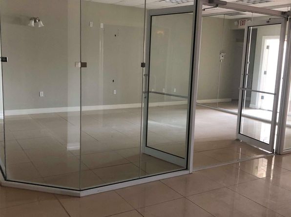 509 Lawrence St #201