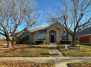 6352 Rolling Hill Rd, The Colony, TX 75056