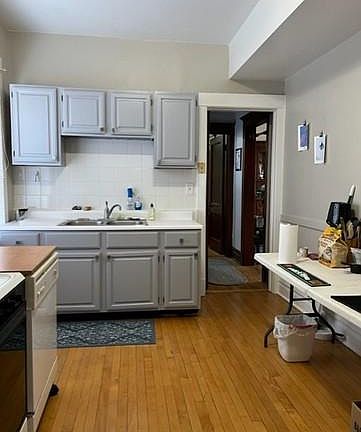 4th image of 3808 N Seeley Ave #2N