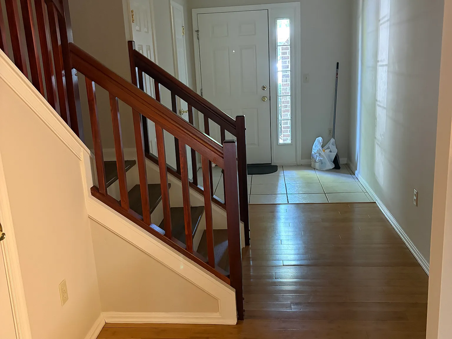 3 bed, 1556 sqft, $2,000 — Photo 2