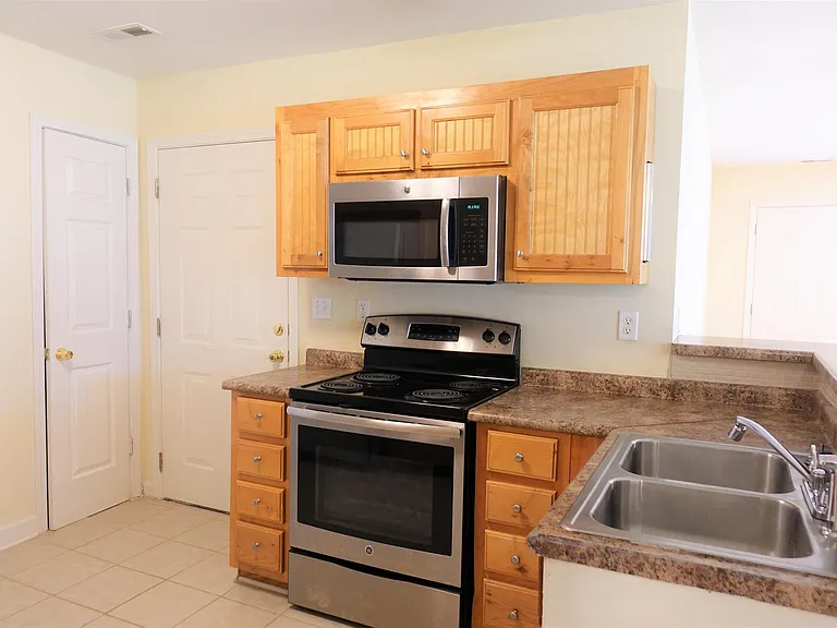 129 River Oaks Cir — Photo 11