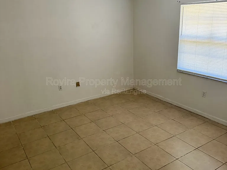 1549 Tangelo Cir — Photo 8