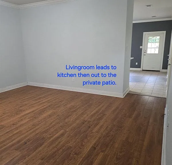 2173 Plantation Ln — Photo 2