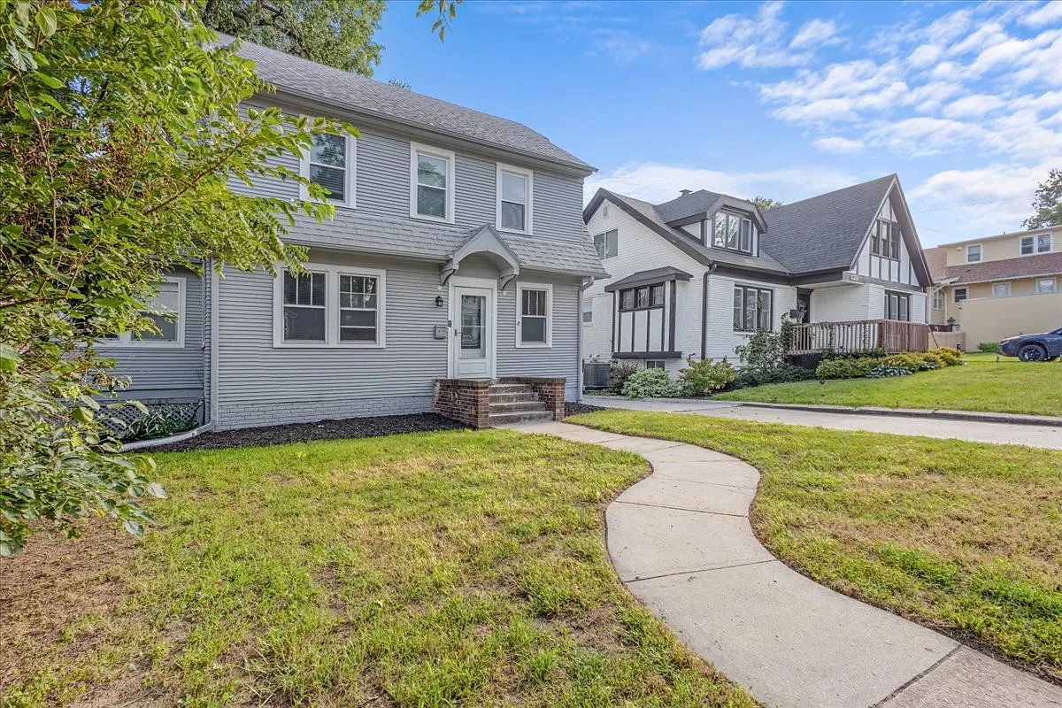 4715 Chicago St — Photo 2