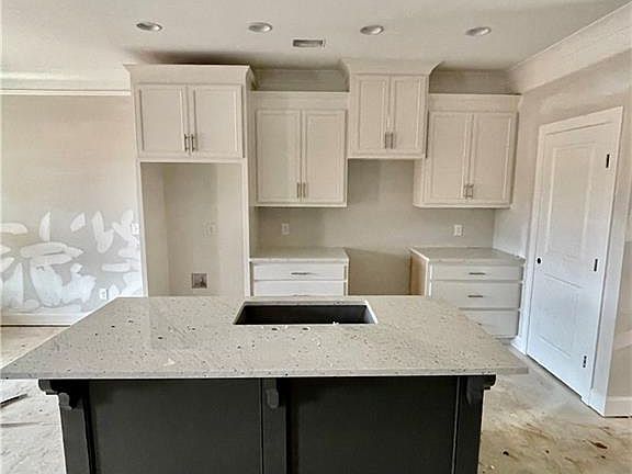 4th image of 13771 Highland Pointe Dr