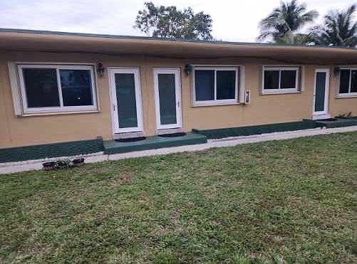 4th image of 2149 SW 47th St #2