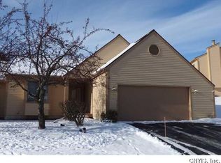 407 White Heron Cir, Fayetteville, NY 13066