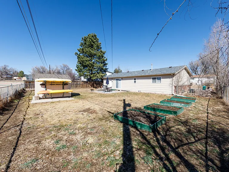 623 Catalina Dr — Photo 19