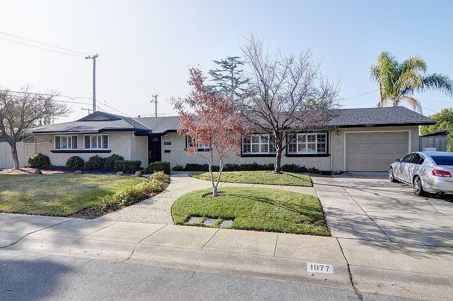 1st image of 1077 Holmes Ave
