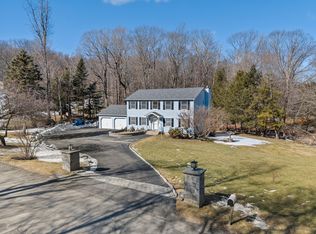 8 Durrschmidt Rd, Stormville, NY 12582