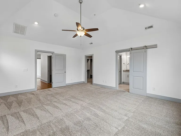 720 Flint Ridge Dr — Photo 19